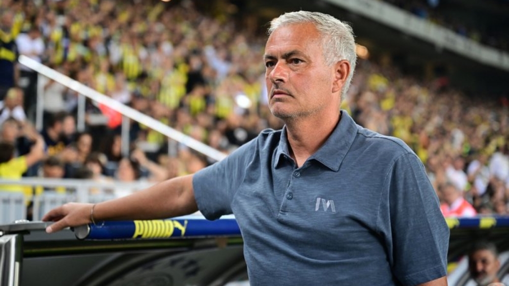 Mourinho Rotasyona Hazırlanıyor: Derbi 11'inden 5 İsim Yedek Kulübesinde!