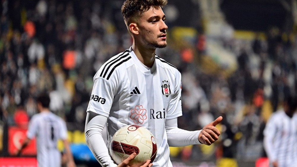 Beşiktaş, Muçi için büyük bir teklif aldı: 15 milyon Euro'luk teklif!