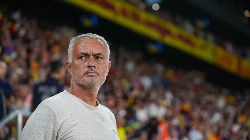 Mourinho'nun Gözü Bu 5 İsimde: Fenerbahçe'de Ayrılıklar Kapıda