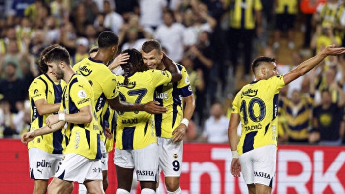 Almanya ve İtalya’dan Gelen Teklifler Geri Çevrildi! Fenerbahçe O Yıldızını Elden Çıkarmıyor