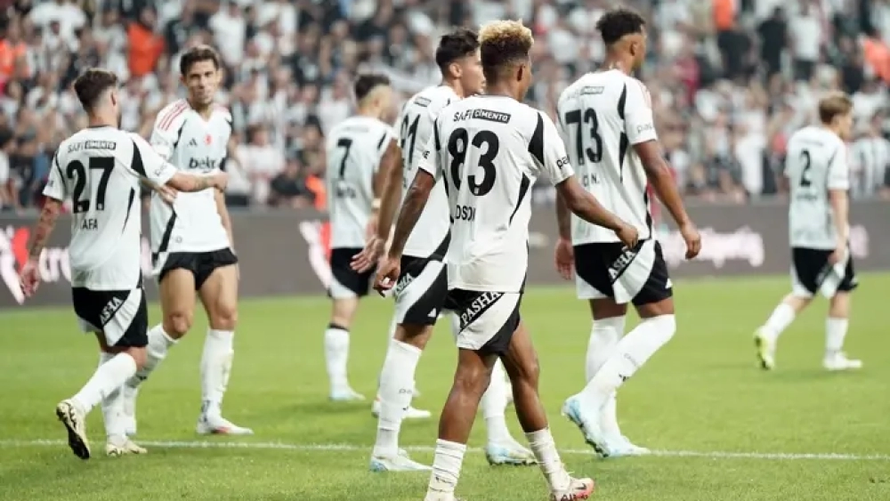 Beşiktaş'ın UEFA Avrupa Ligi Kadrosu Açıklandı! 3 Sürpriz İsim Kadroda Yok