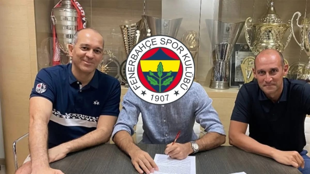 Fenerbahçe'den ayrıldı, yeni takımıyla sözleşme imzaladı!
