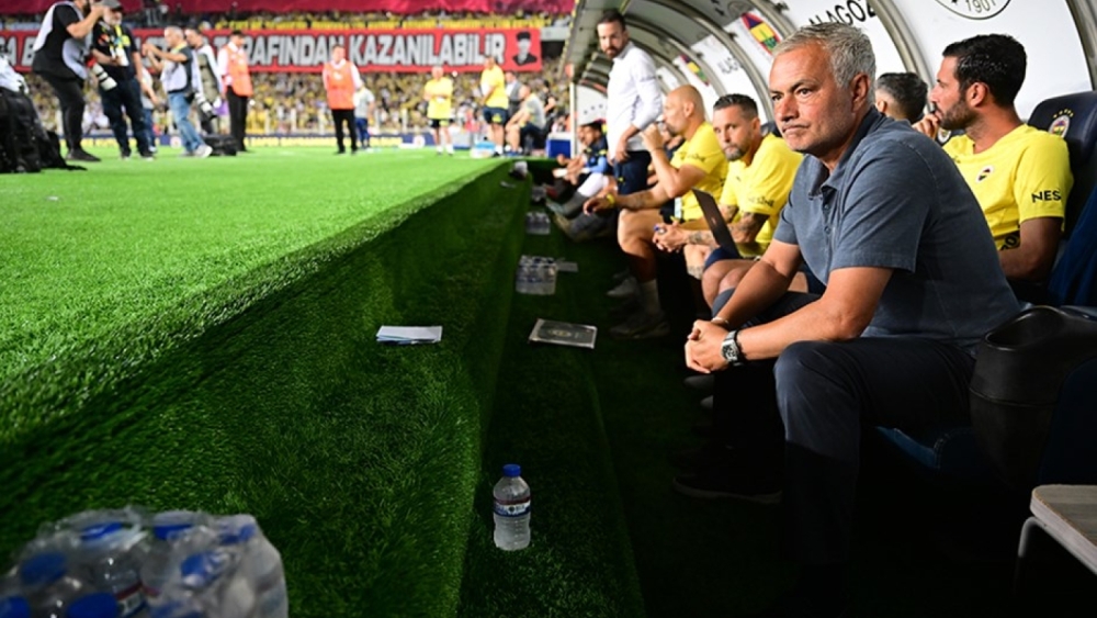 Jose Mourinho'nun Ekibinde Beklenmedik Ayrılık