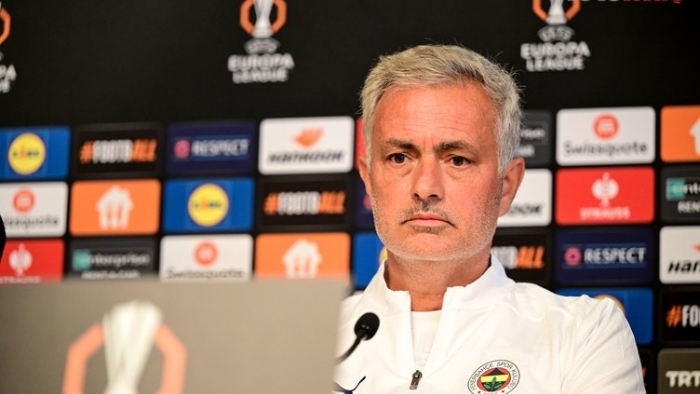 Fenerbahçe Transfer Haberi: Yönetim "Mourinho isterse alırız demişti! İlk İstek Geldi...