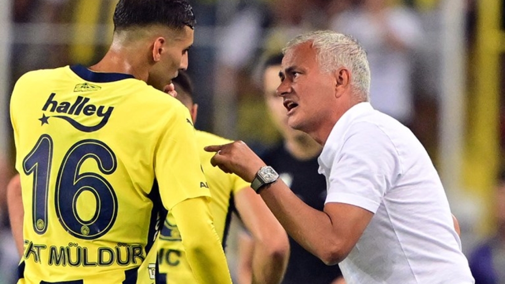 Mourinho vazgeçti: Fenerbahçe’den sürpriz hamle