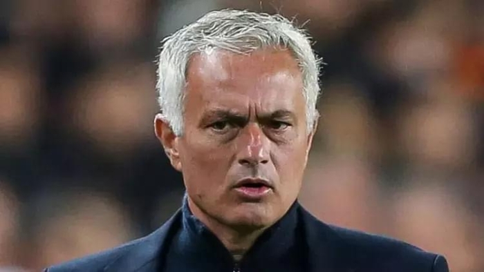 Futbol Devinden Büyük Hamle! “Mourinho’ya 10 Milyon Pound Teklif…”