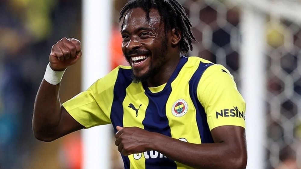 Osayi-Samuel’den Fenerbahçe Yönetimine Mesaj: Sözleşme İmzalamamasının Perde Arkası