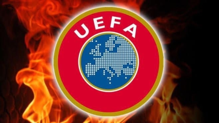 “UEFA’dan Fenerbahçe’ye Ağır Ceza: Taraftarları Şaşırtan Karar”