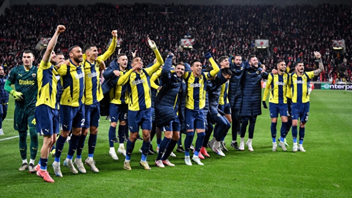 “Mourinho Kararını Verdi! Yıldız İsim Fenerbahçe’de Kalıyor”