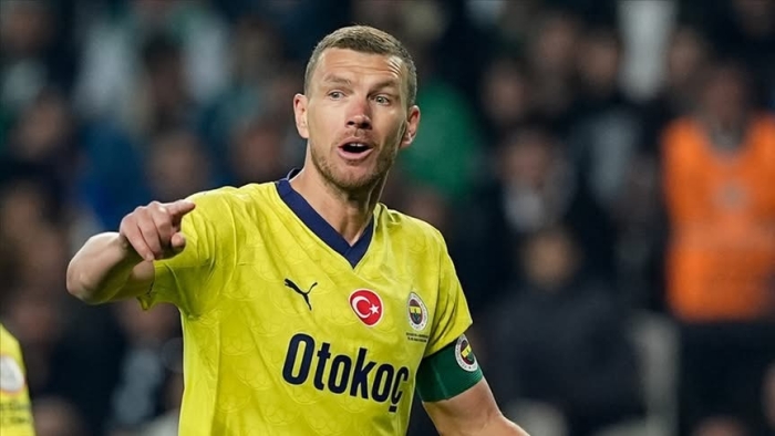 Fenerbahçe’de Edin Dzeko Gelişmesi!