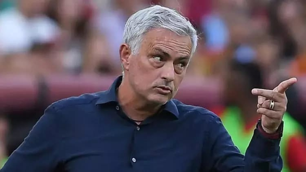 Jose Mourinho’dan Yıldız İsmine Çağrı: “Fenerbahçe’ye Gel, Sana İhtiyacım Var!”