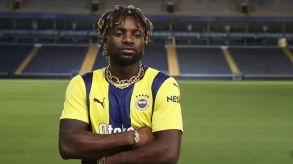 Fenerbahçe'de Saint-Maximin sürprizi!