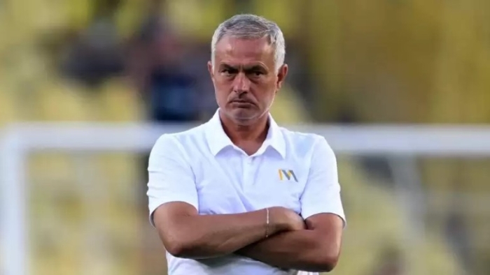 Mourinho'dan net mesaj: "Sistemime uymuyorlar, iki ismi kadroda düşünmüyorum